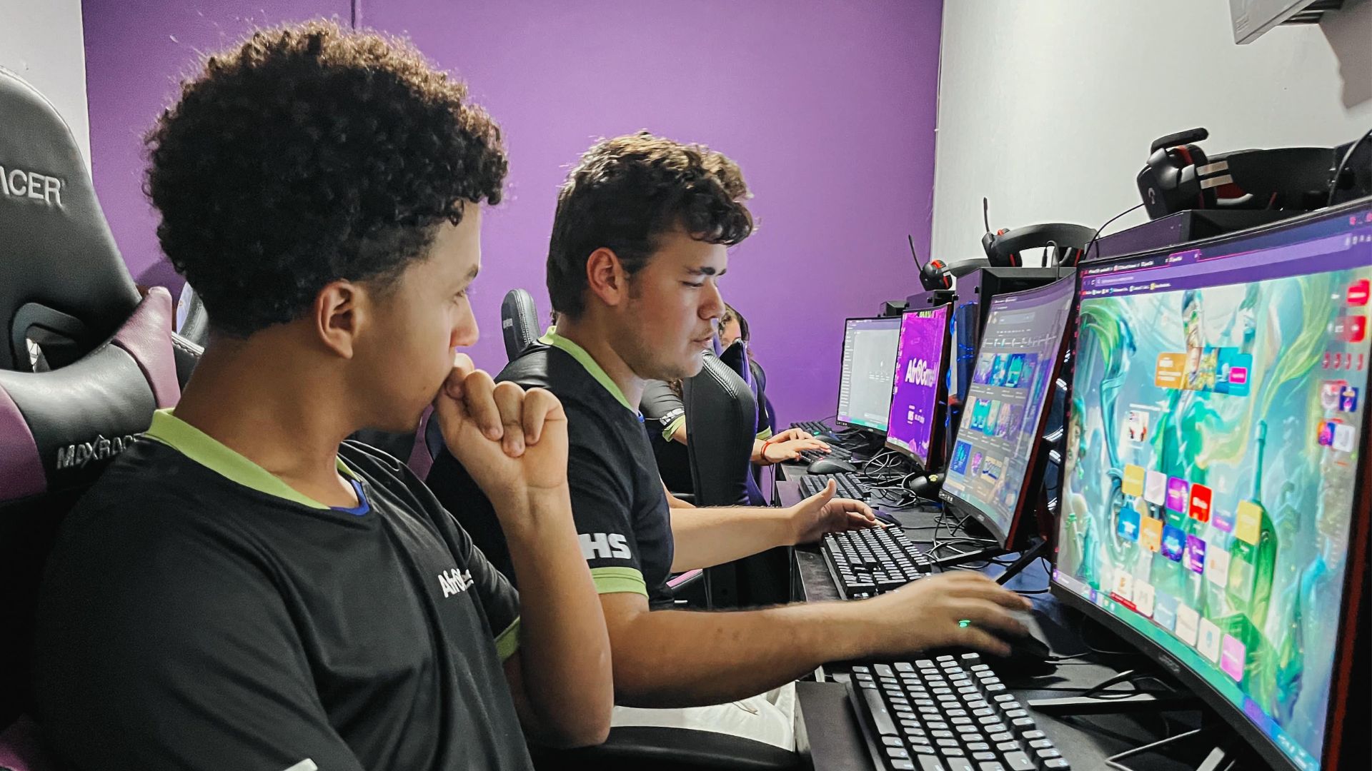 Alunos dos cursos do AfroGames. Foto: Divulgação