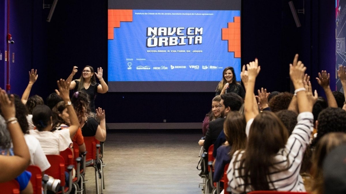 oi futuro, nave em órbita