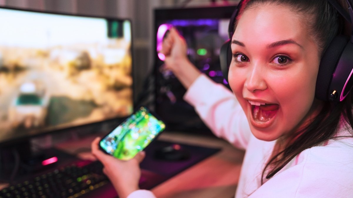 gamer, jogadora, mulher, mobile games, games mobile, jogos mobile, smartphone