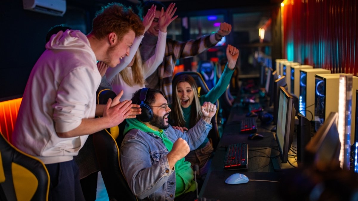 gamers, jogadores, eSports, esportes eletrônicos, comunidade, microcomunidade